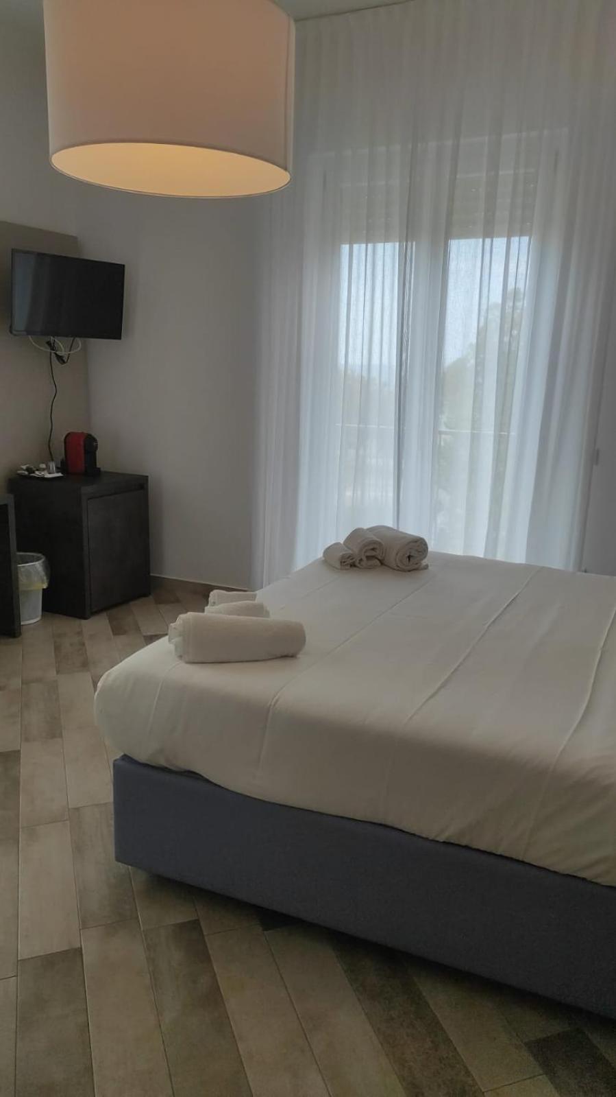 La Perla Del Tirreno Guest House ซาปรี ภายนอก รูปภาพ